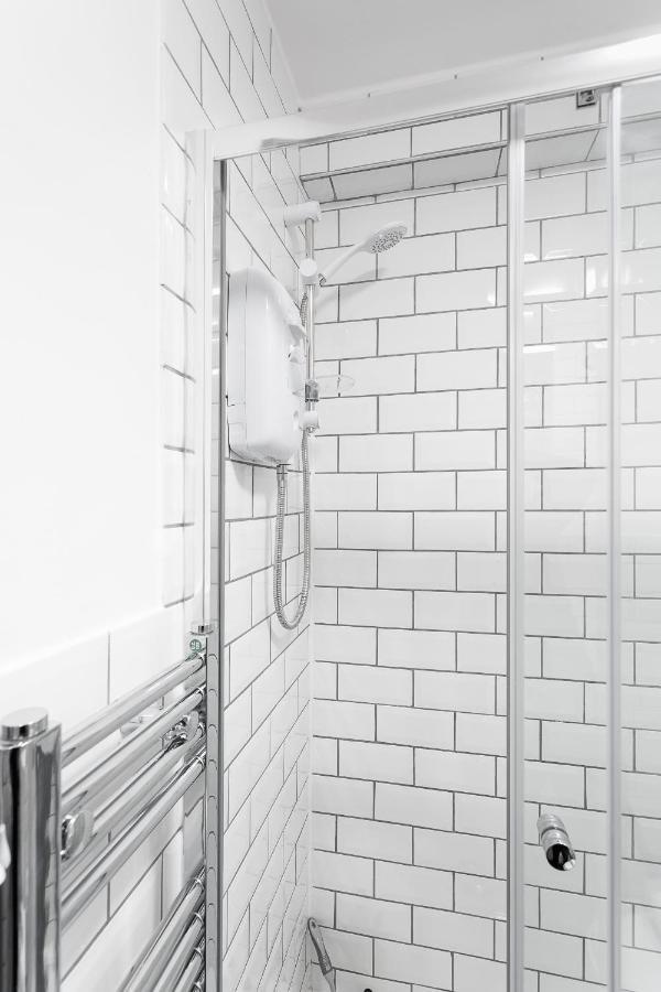 Sovereign Gate - 2 Double Bedroom Apartment In Portsmouth City Centre Экстерьер фото